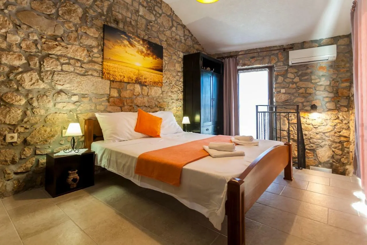 Apartments Nella Sveti Anton   Sveti Anton (Krk)